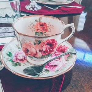 Meet your Posher, Kylee